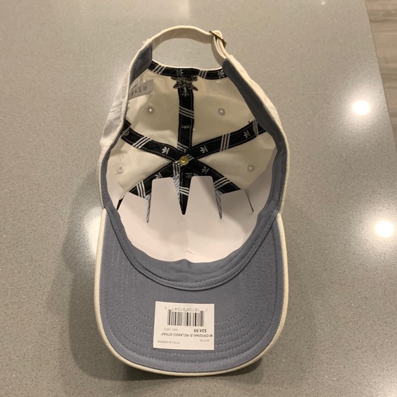 NEW with tags Adidas Relaxed Strap-back Hat - Picture 3 of 4